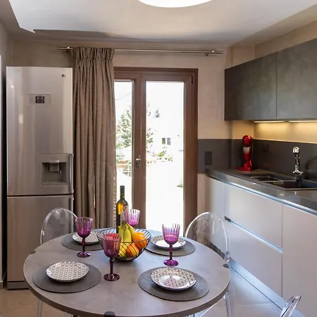 Ilios Luxury Apartment Nea Iraklitsa Exterior photo