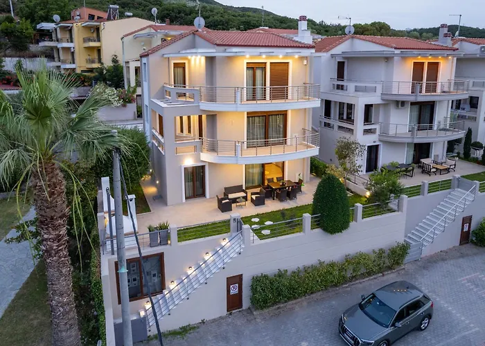 Ilios Luxury Apartment