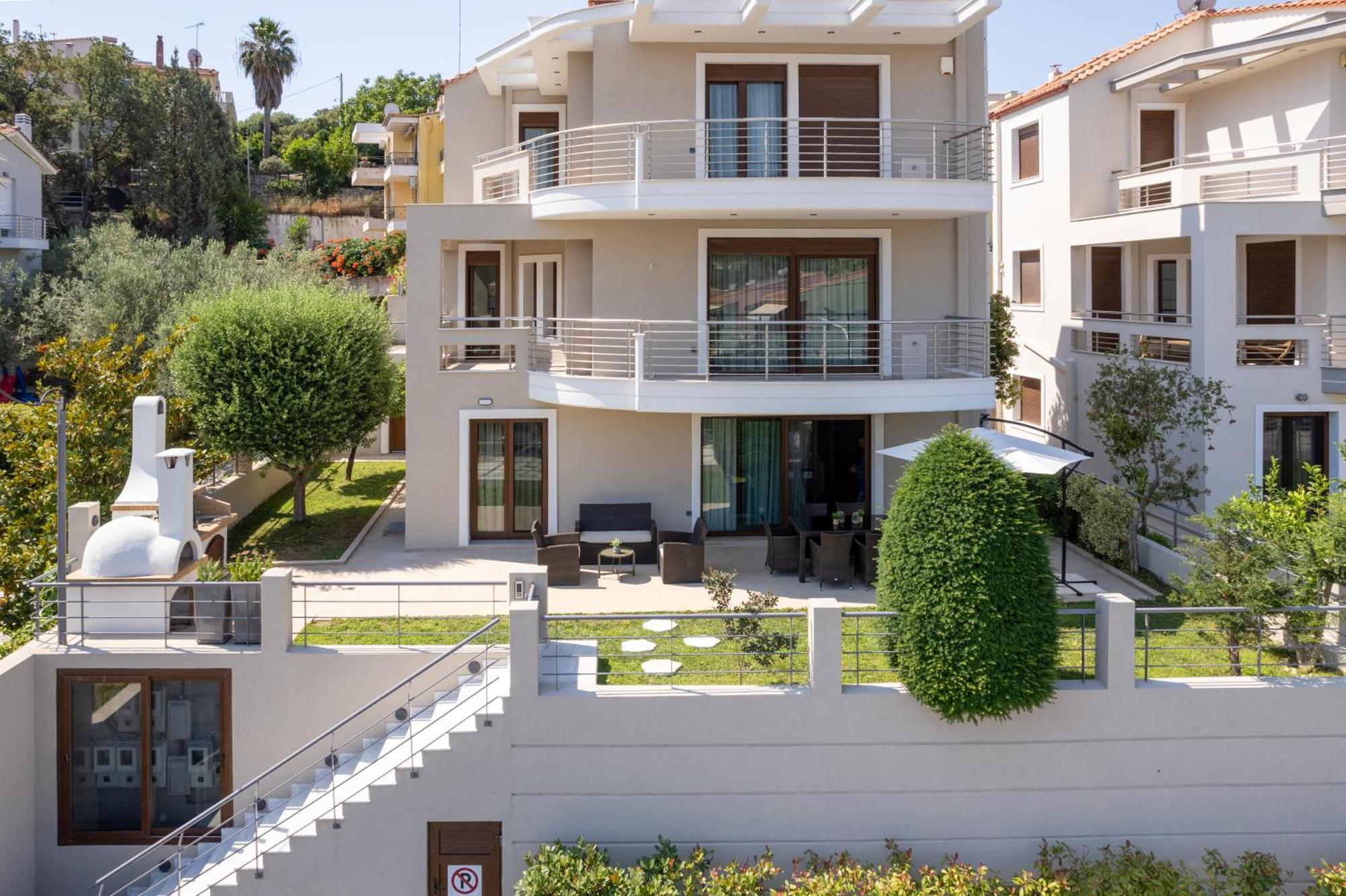 Ilios Luxury Nea Iraklitsa