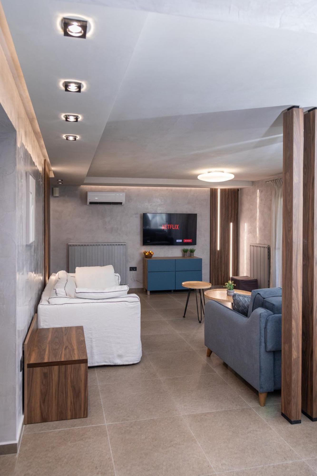 Apartment Ilios Luxury Nea Iraklitsa